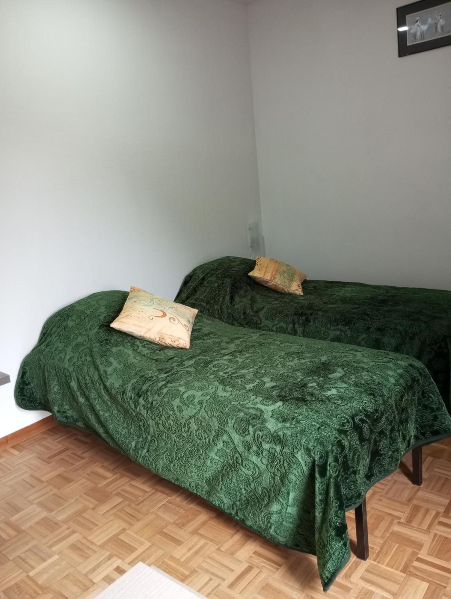 Hotel Holistica Saint-Fargeau  Esterno foto